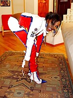 tranny with pantyhose